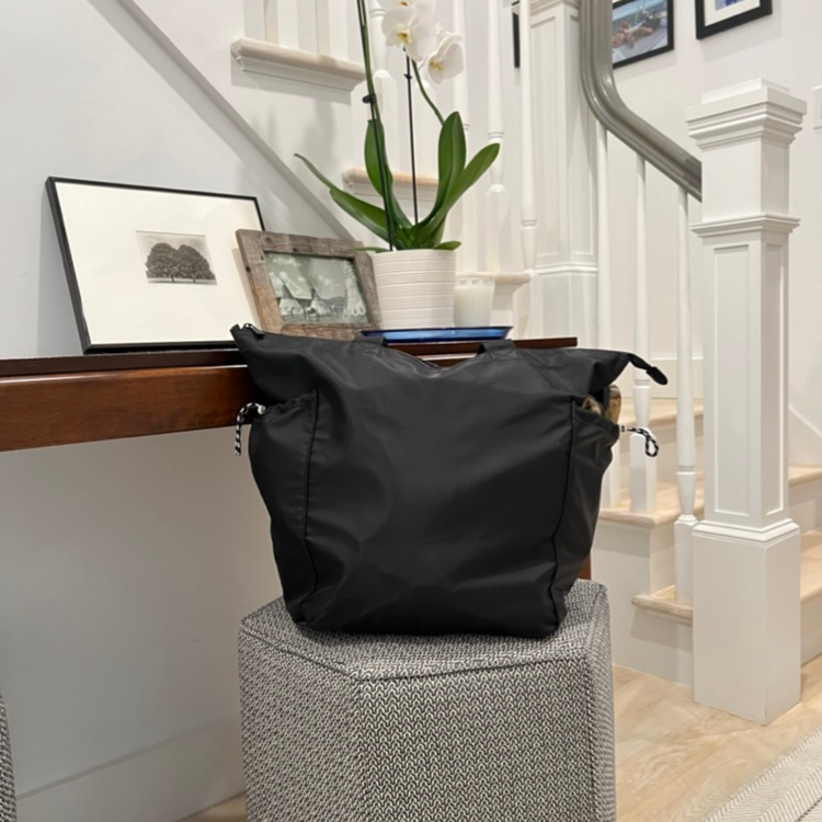 THE RIPPLE TOTE BAG // STINGRAY BLACK