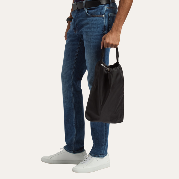 THE RIPPLE DUO POCKET SHOE & WINE BAG // STINGRAY BLACK