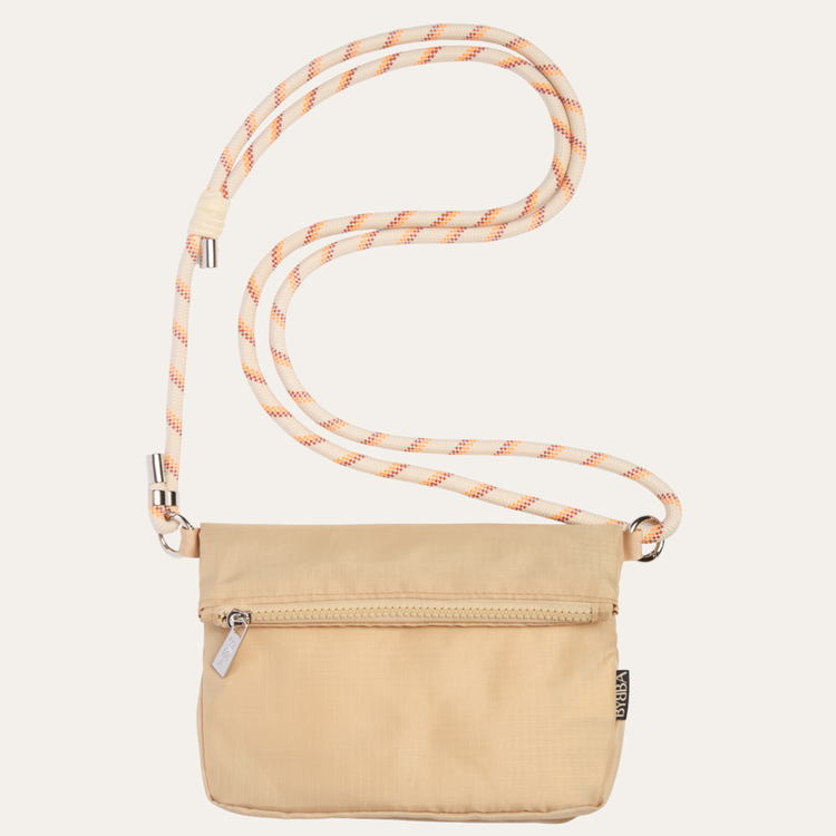 THE MAHÉ ROPE // SAND